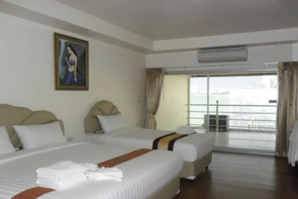 At Sea Hotel Pattaya - main photo