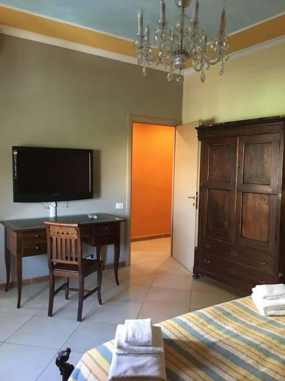At Vatican Apartment - photo 5