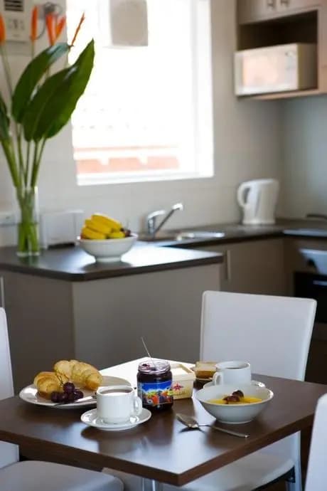 Easystay Raglan Street - photo 2