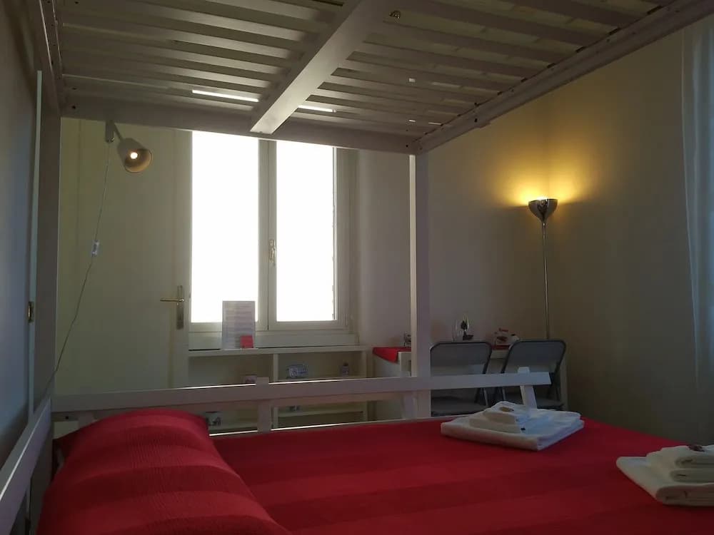 Vatican Walls B&B - photo 4