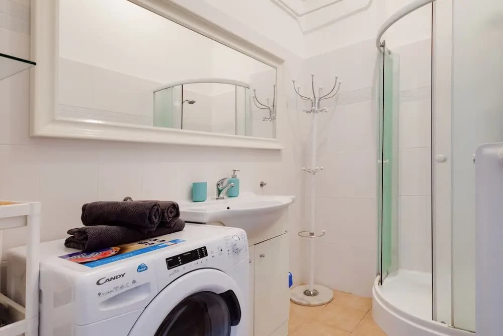Prague city center apartment - photo 16