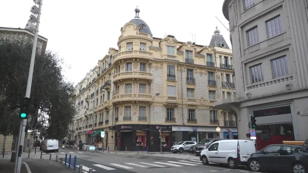 Carré d'or Very nice appart Near the beach - photo 1