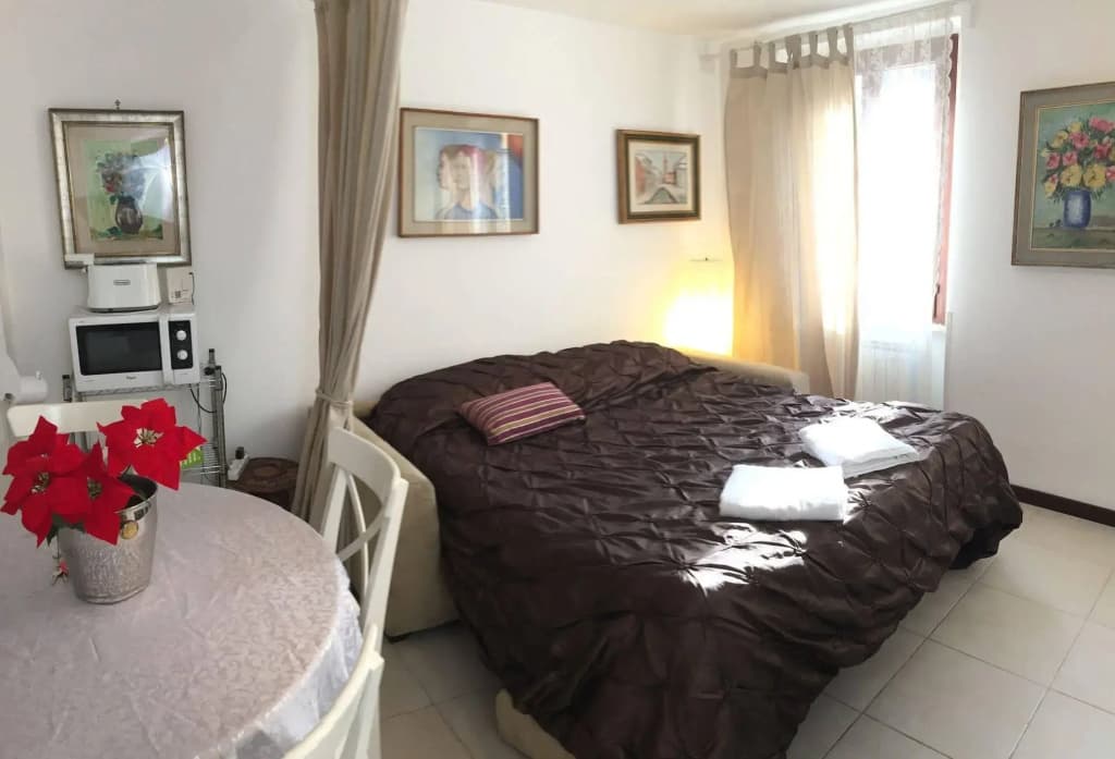 Home Lovers - photo 2