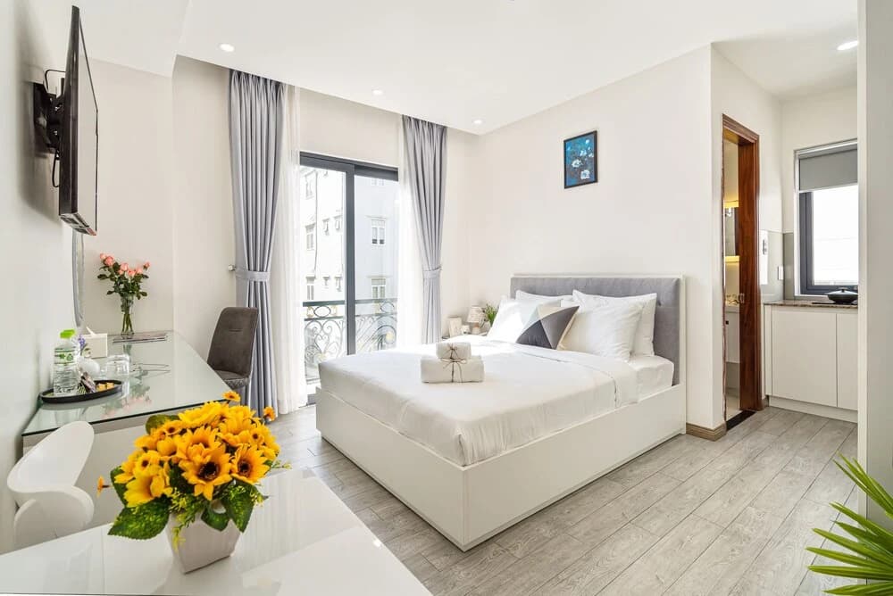 The Royal Hotel Apartment - Phu My Hung - photo 24