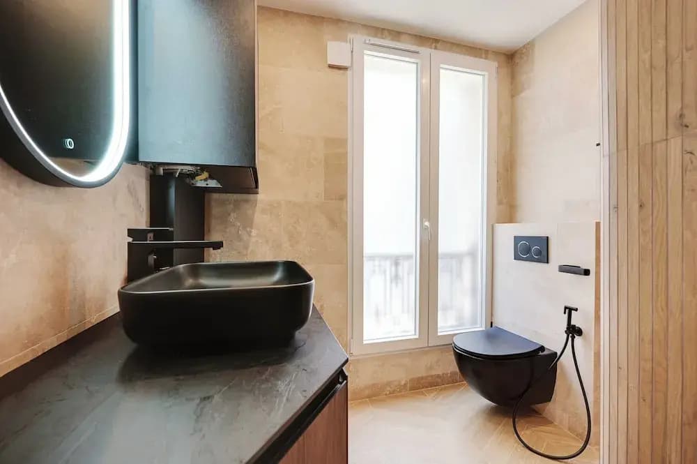 Charming apt - 2br/6p - Ternes/ Arc de Triomphe - photo 8