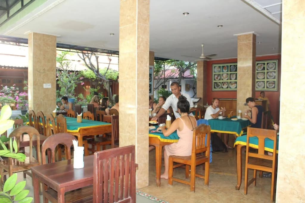 Sayang Maha Mertha Hotel - photo 23