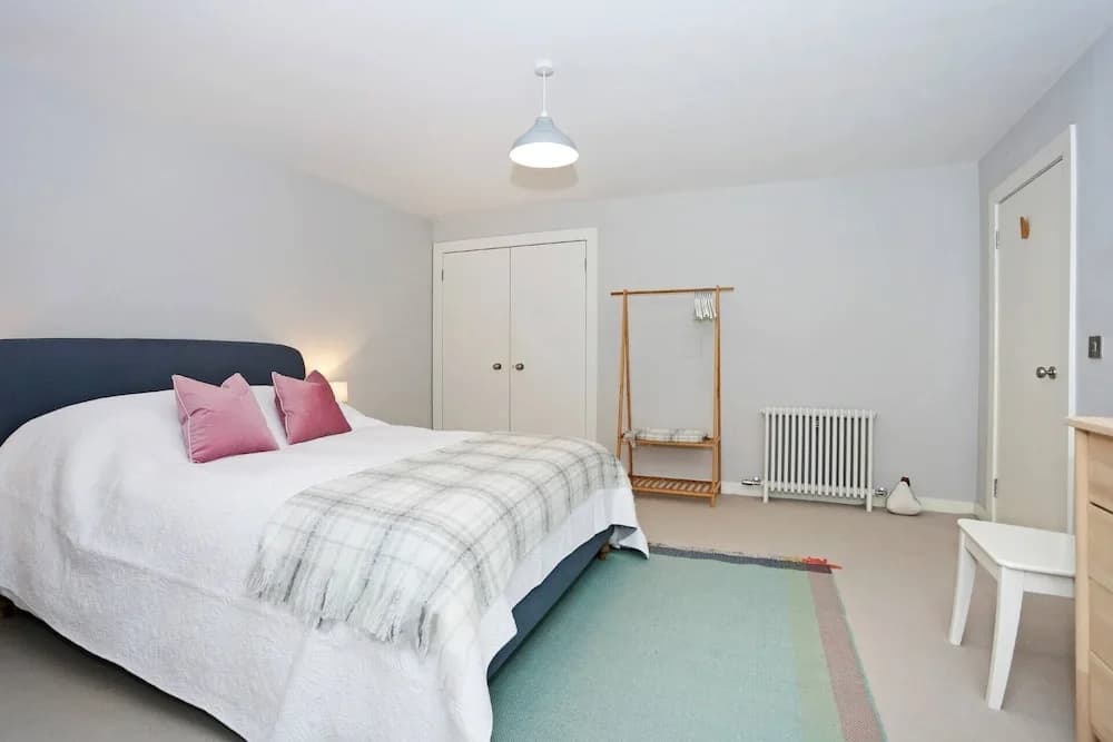 JOIVY Vibrant City Centre 2-bed Apt. - photo 5