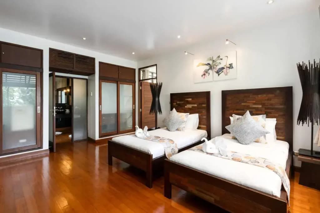 The Emerald Residence - photo 28