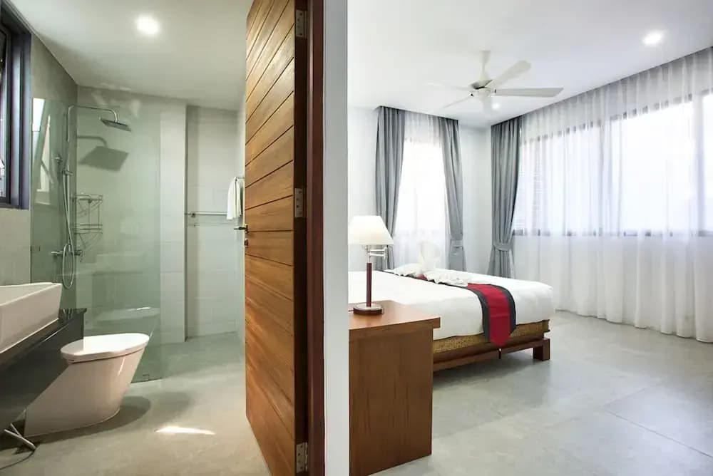 7 Bed Beautiful Beach Front Villa - photo 1