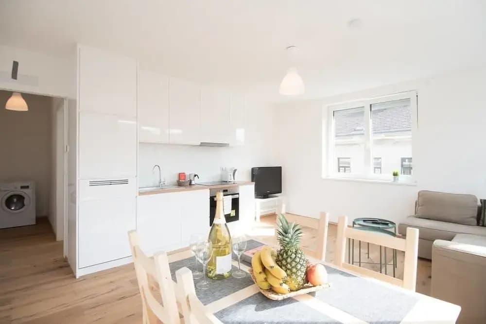 Central Apartment - Cityapartments - photo 17