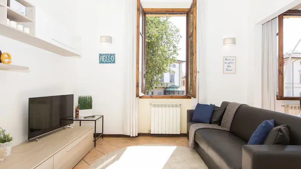 Rental In Rome Rosselli Palace Apartment 2 - main photo