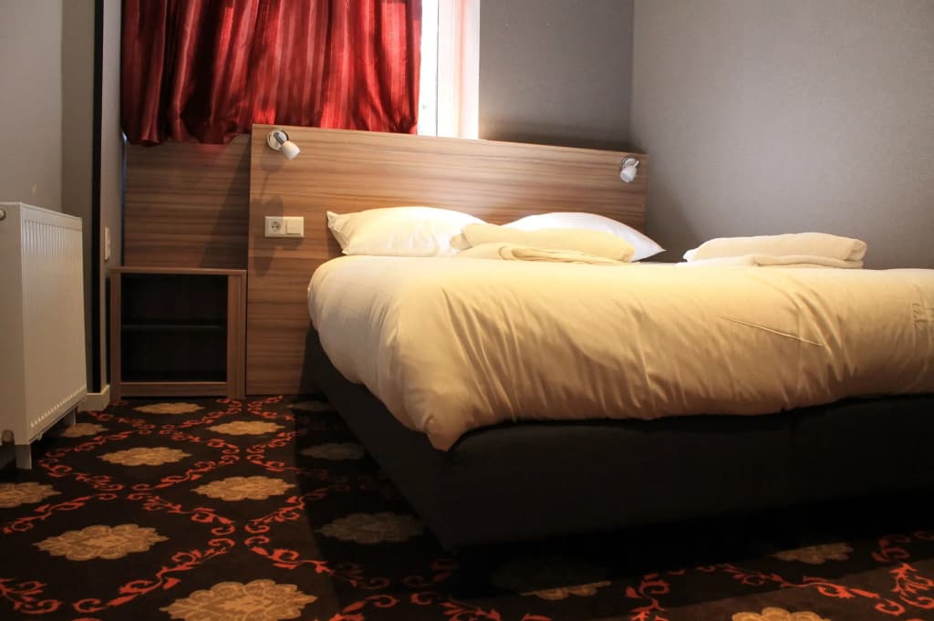 Aston City Hotel - photo 6