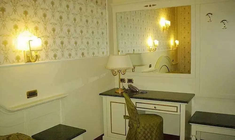 Hotel Demetra Capitolina - photo 32