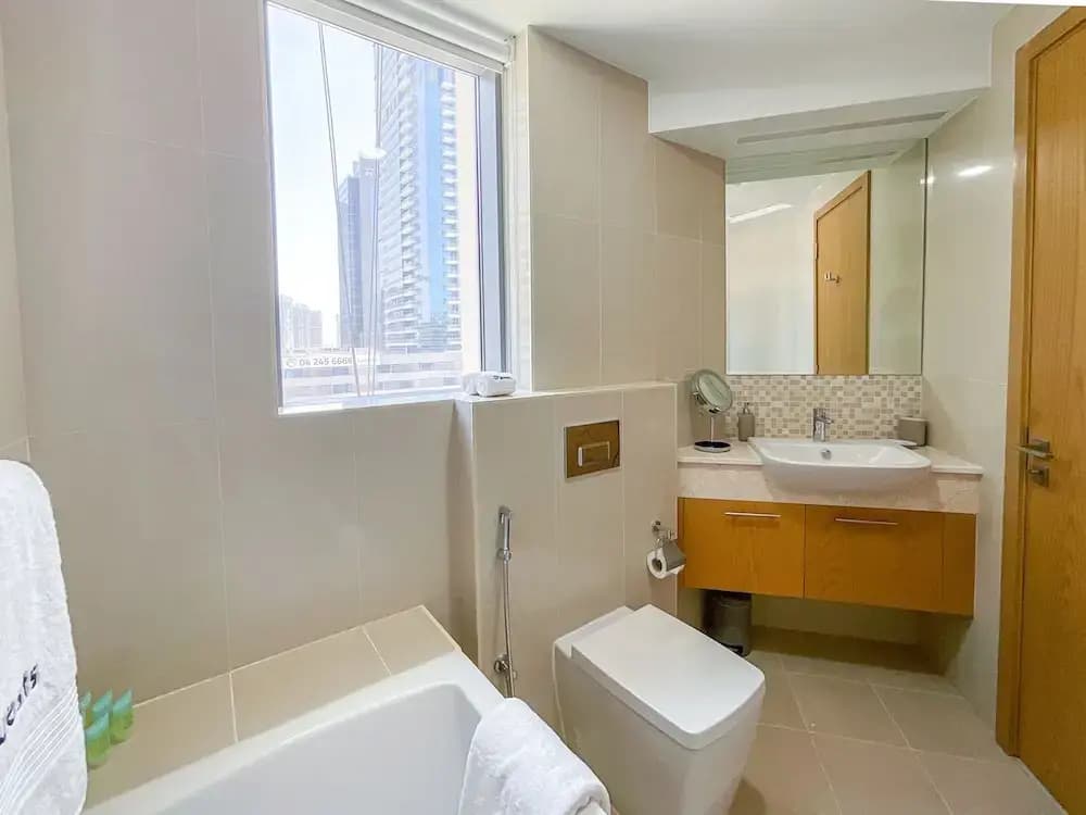 HiGuests - Bellevue Tower 2 - photo 7