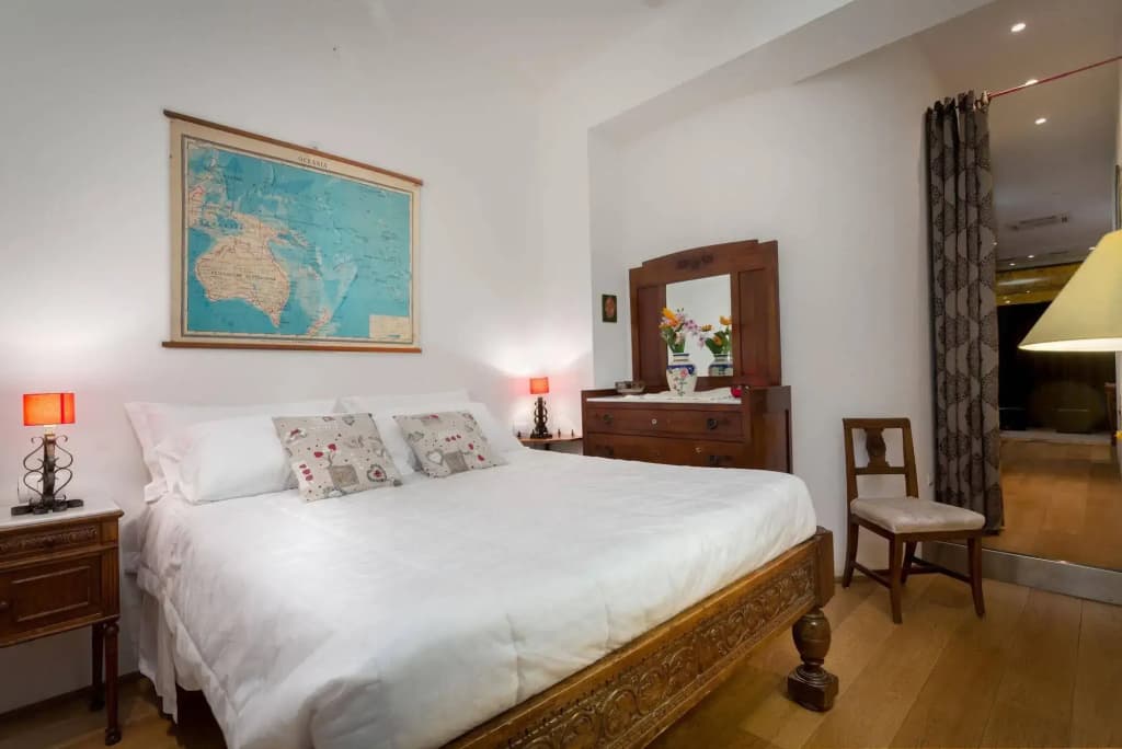 Florence Vintage Apartment - photo 2