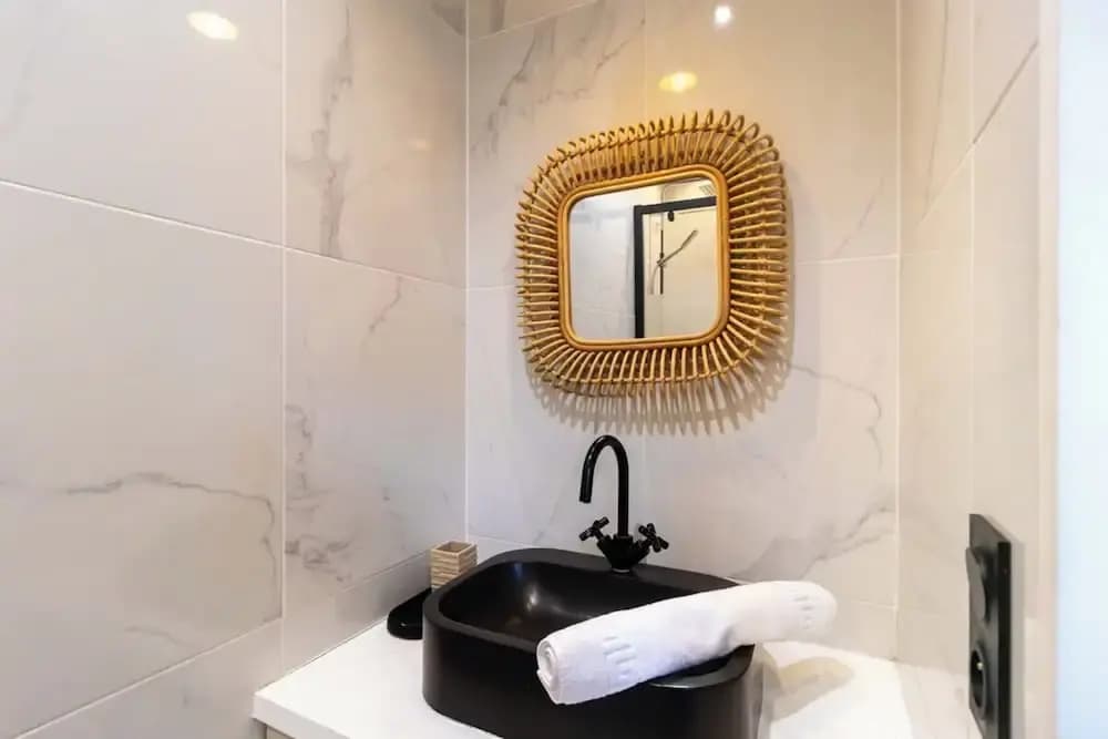Superb 2 Bedrooms Apartment Center of Paris - photo 21