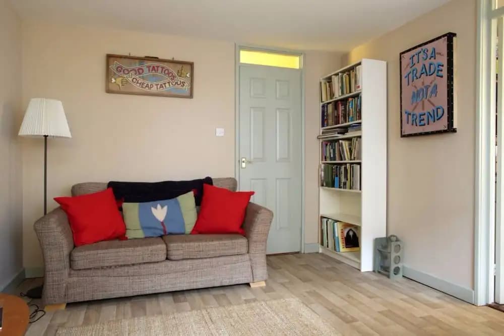 Stockbridge Flat With Garden - photo 9