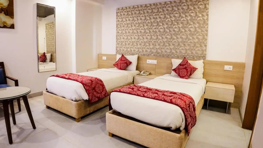 Iris Park Hotel - photo 6
