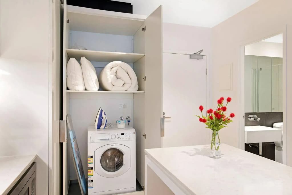 Manhattan Apartment - photo 17