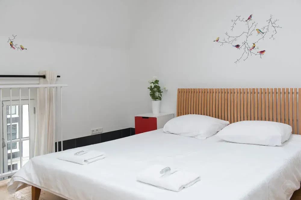 Dutch Rembrandt Apartments - photo 6