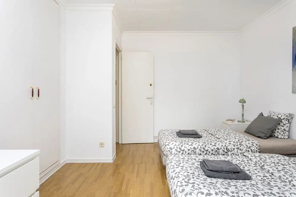 Stunning Apartment Bruc - photo 11