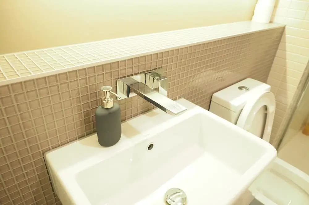 The Fifth Apartment - photo 8