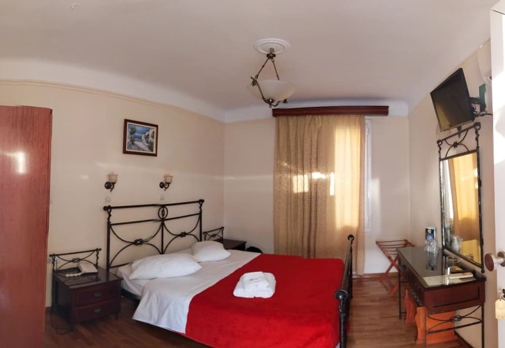 Cecil Hotel - photo 3