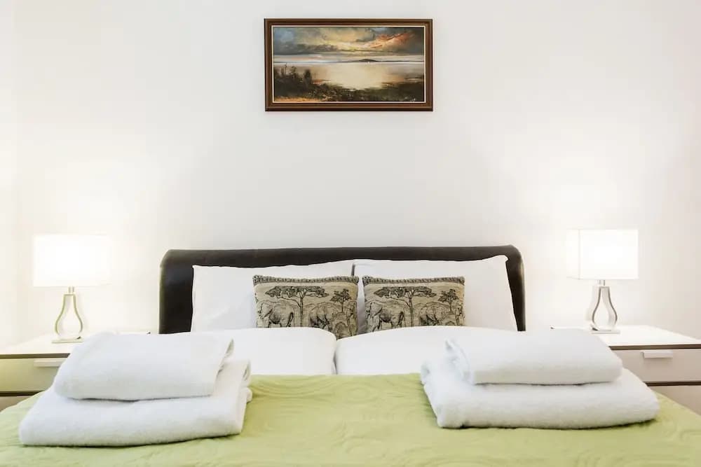 Corvin 4 Apartment - photo 2