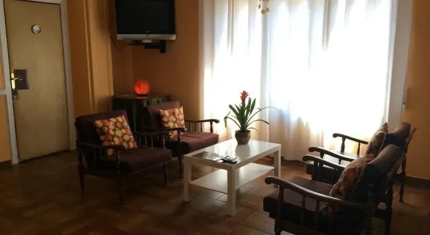 Hostal Valls - photo 10