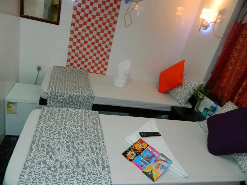 New London Hostel - photo 3