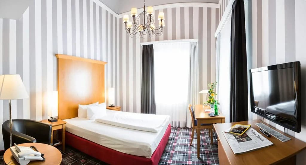 Grünau Hotel - photo 2