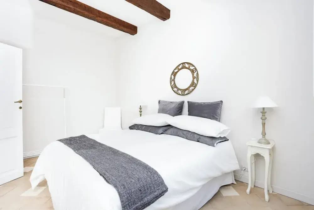 Spanish Steps Apartments - photo 17