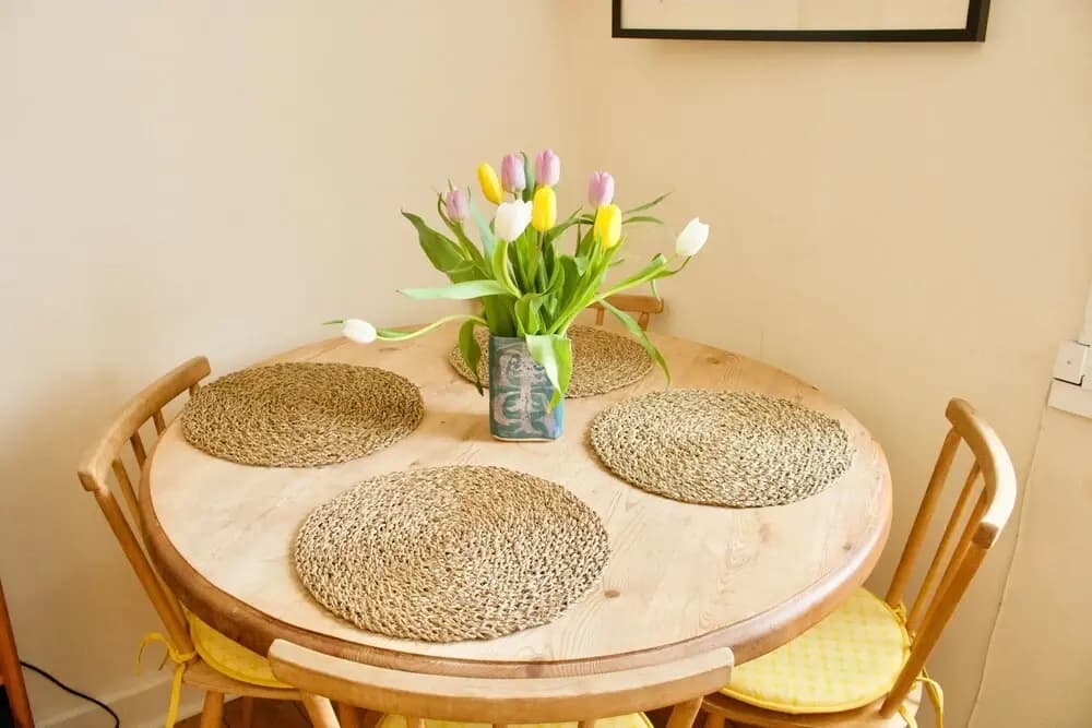 1 Bedroom Private Garden Flat - photo 5