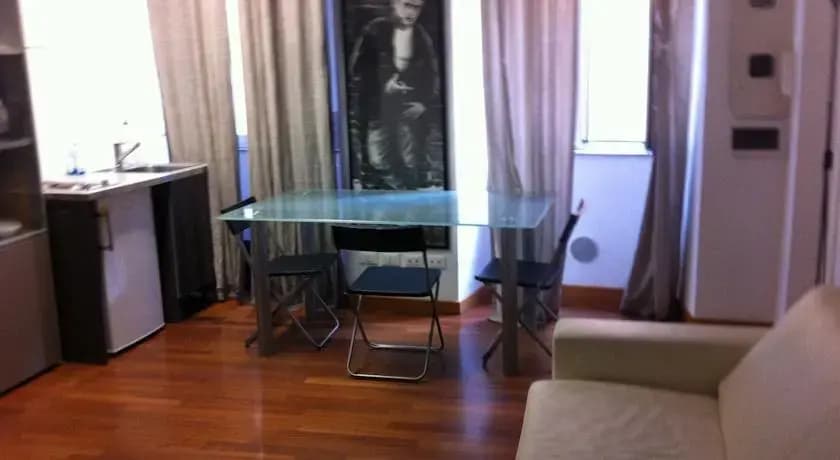 Yesrome Trevi - photo 1