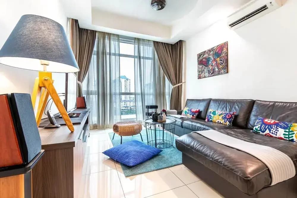 Urban Oasis Kuala Lumpur Apartment Sleeps 6 - photo 5