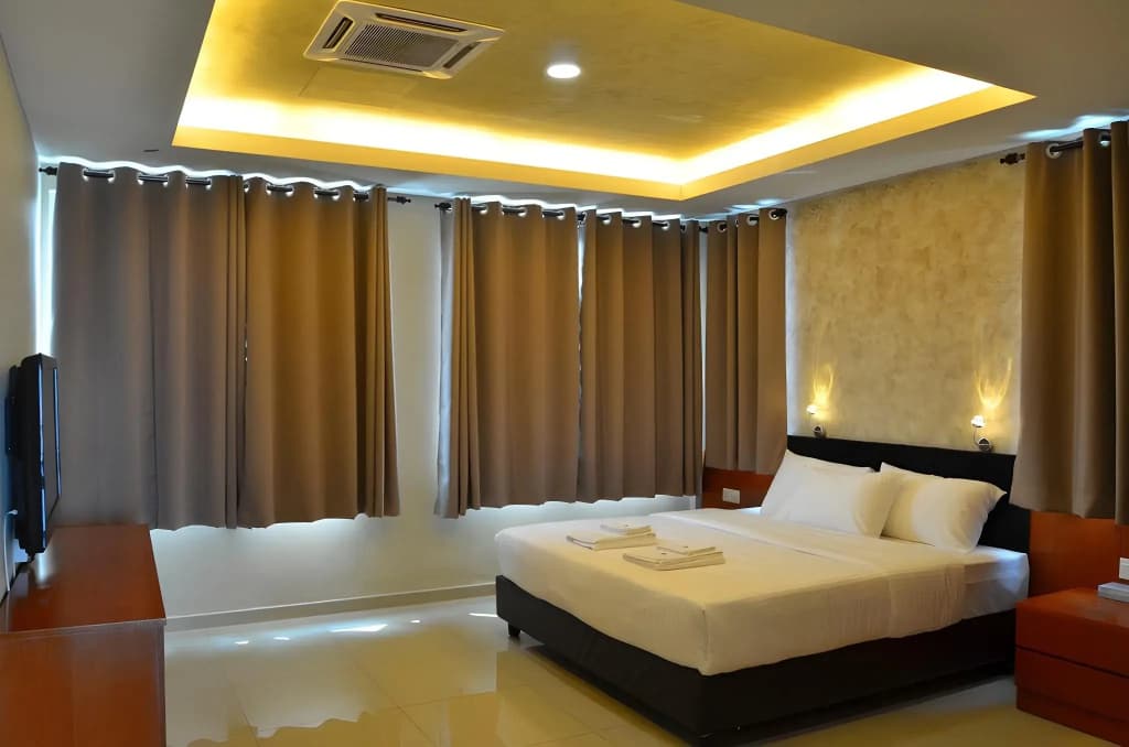 Yew Boutique Hotel - photo 22