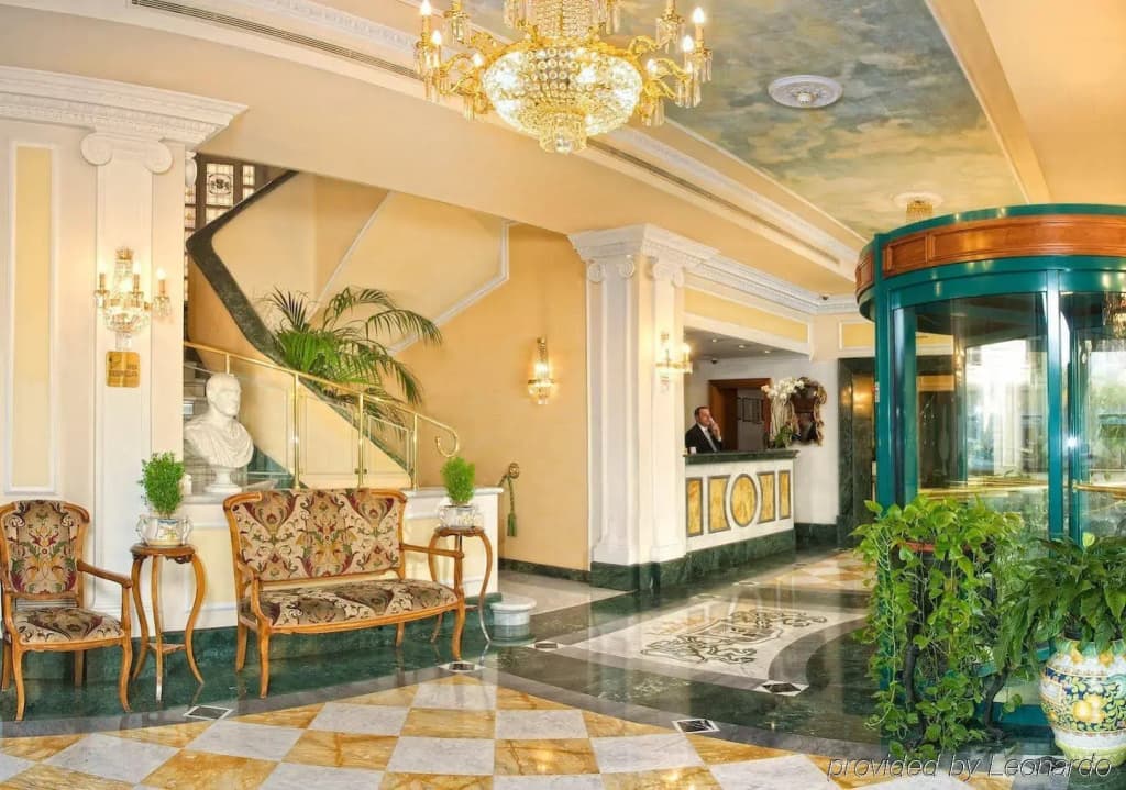 Mecenate Palace - photo 2
