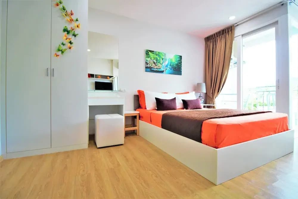 Ozone Condotel 2 Kata Beach by PHR - photo 12