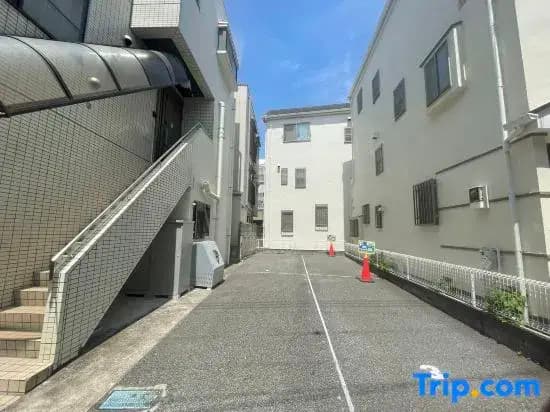 Modern Tokyo Suites - photo 3