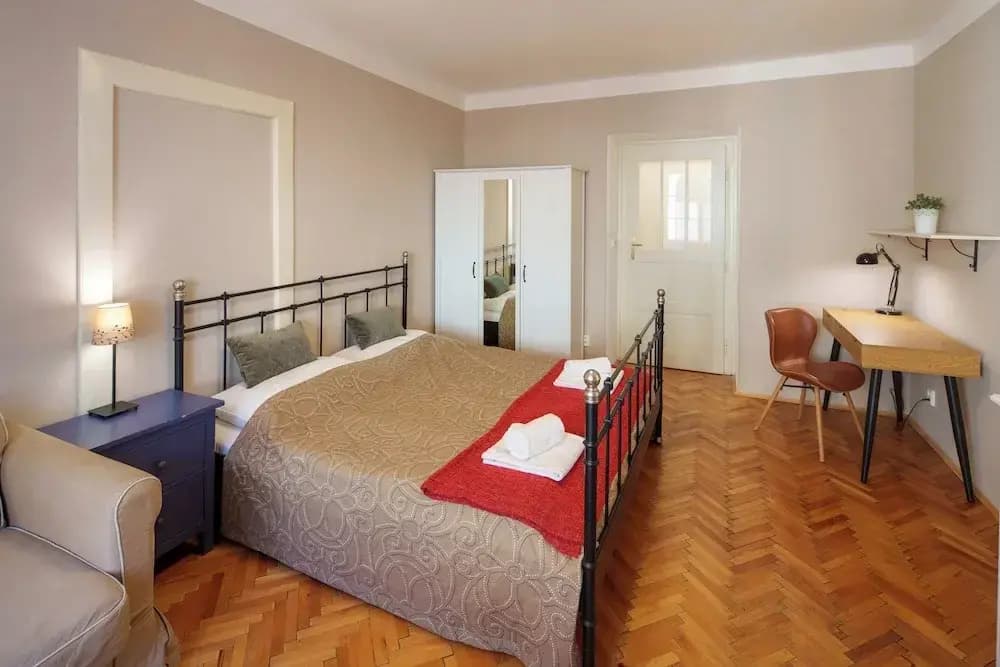 3 Bed Flat - Sleeps 12 - Wifi - photo 5