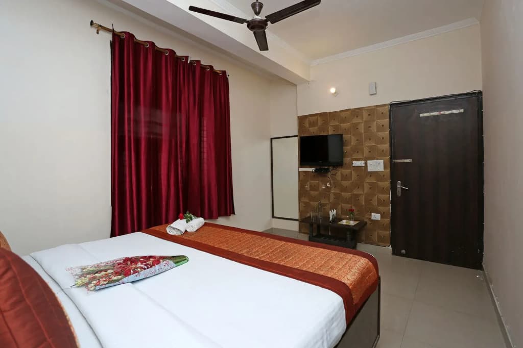Hotel Avalon - photo 4