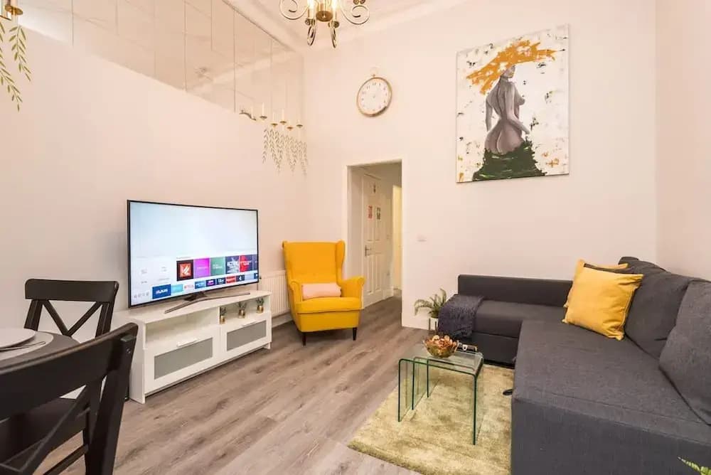 1bed-ground Fl -private Entrance - photo 7