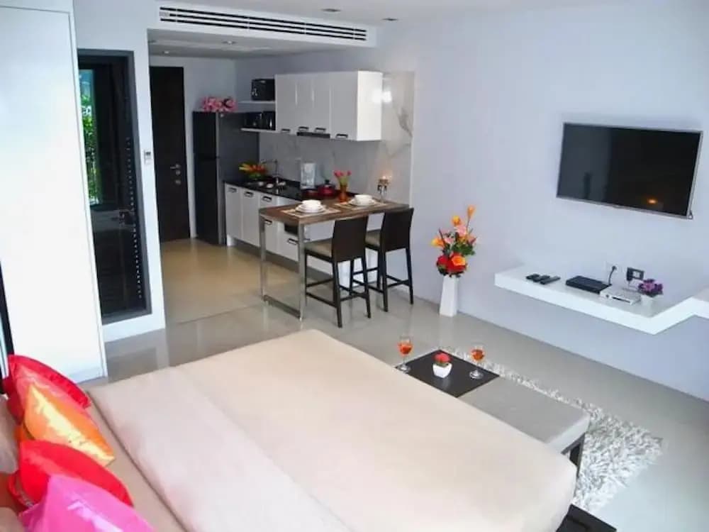 Emerald Apartment in Patong - photo 5