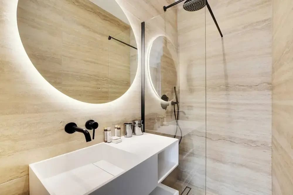 Newly Refurbished Flat in Heart of 18th District - photo 6