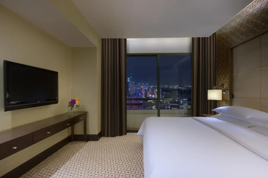 Sheraton Saigon Grand Opera Hotel - photo 7