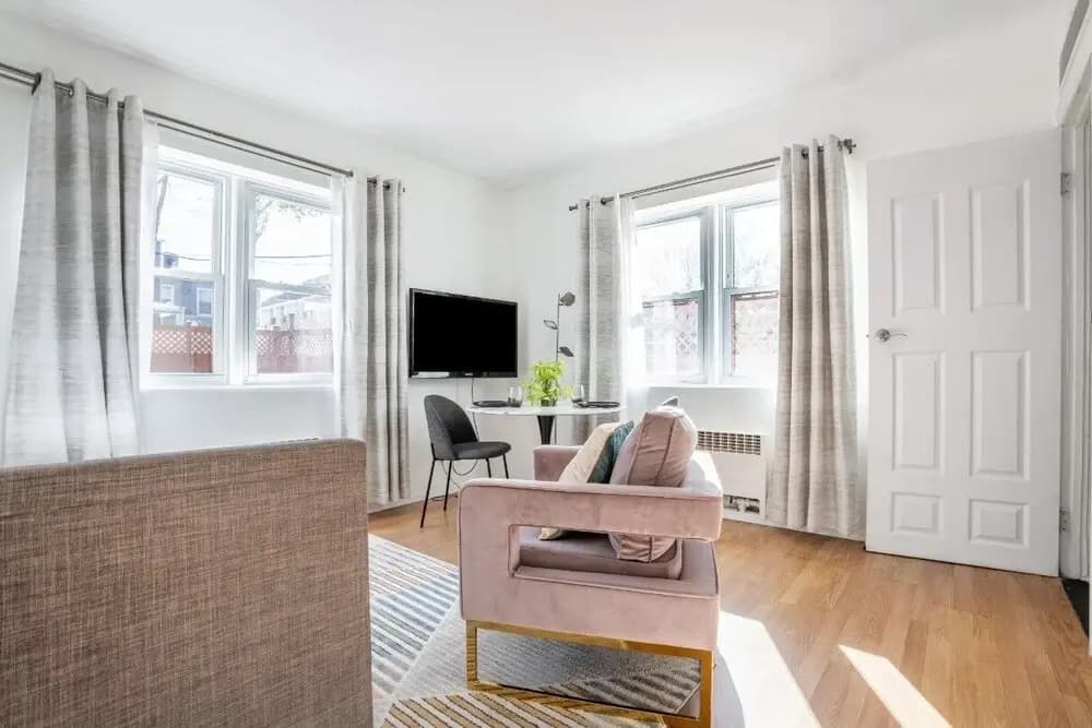 Close To Nyc! Relaxing Quiet Studio In Woodside 1 Bedroom Home by RedAwning - photo 5