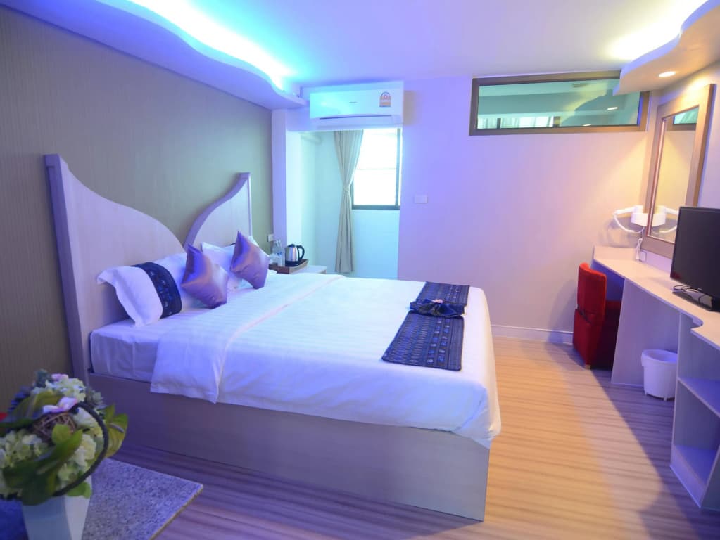 Centro CNX Hotel - photo 6
