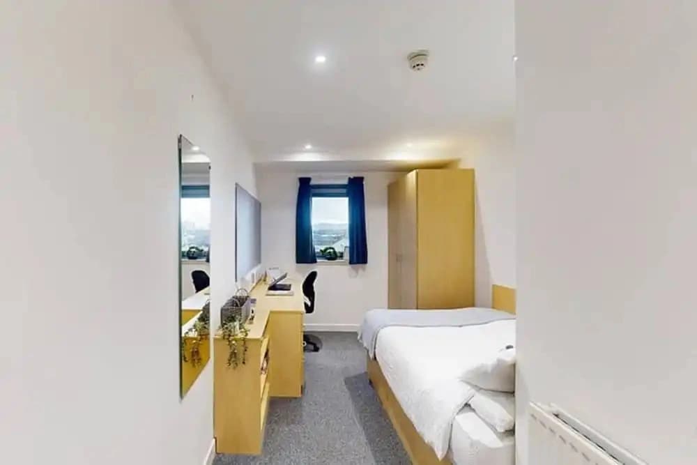 Student Only Ensuite Plus Edinburgh - photo 4