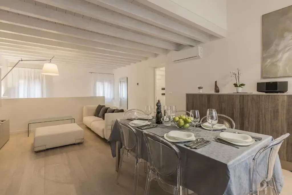 Ca' Rossini 2 Apartment - photo 16