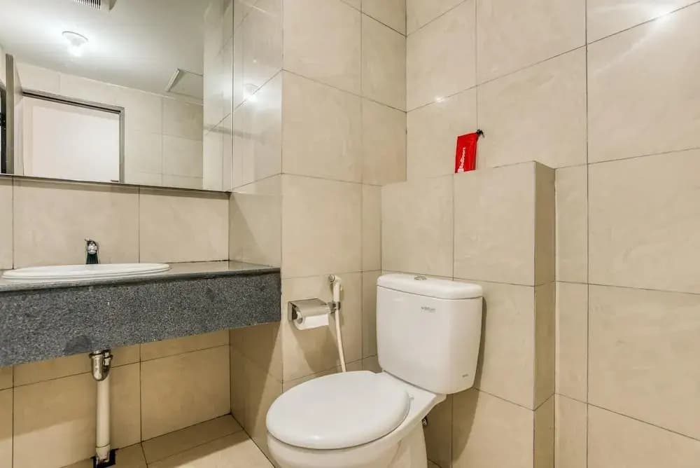 Reddoorz Apartment @ Pasar Baru Mansion - photo 7
